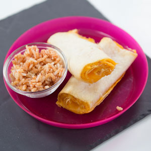 We take your little ones south of the border with our delicious cheese quesadilla. We take a flour tortilla and layer [...]